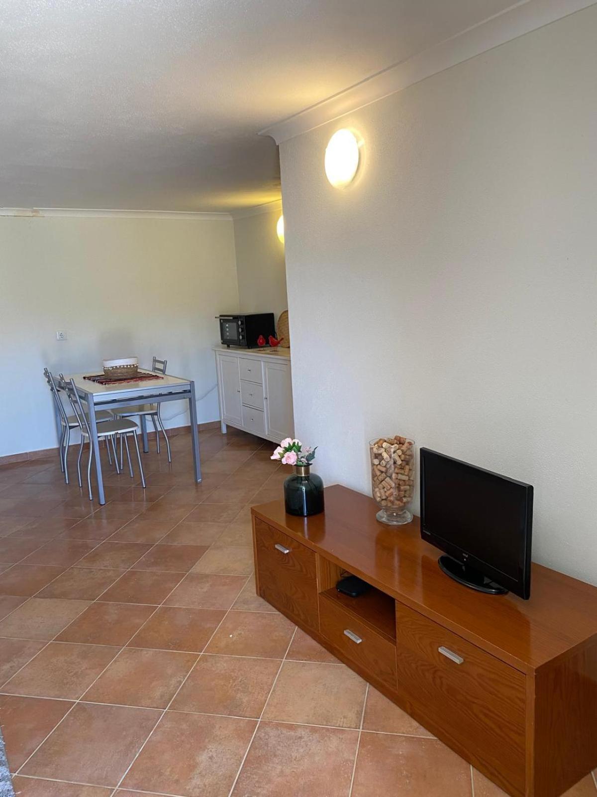 Aldeia Do Mato Guesthouse Ngoại thất bức ảnh